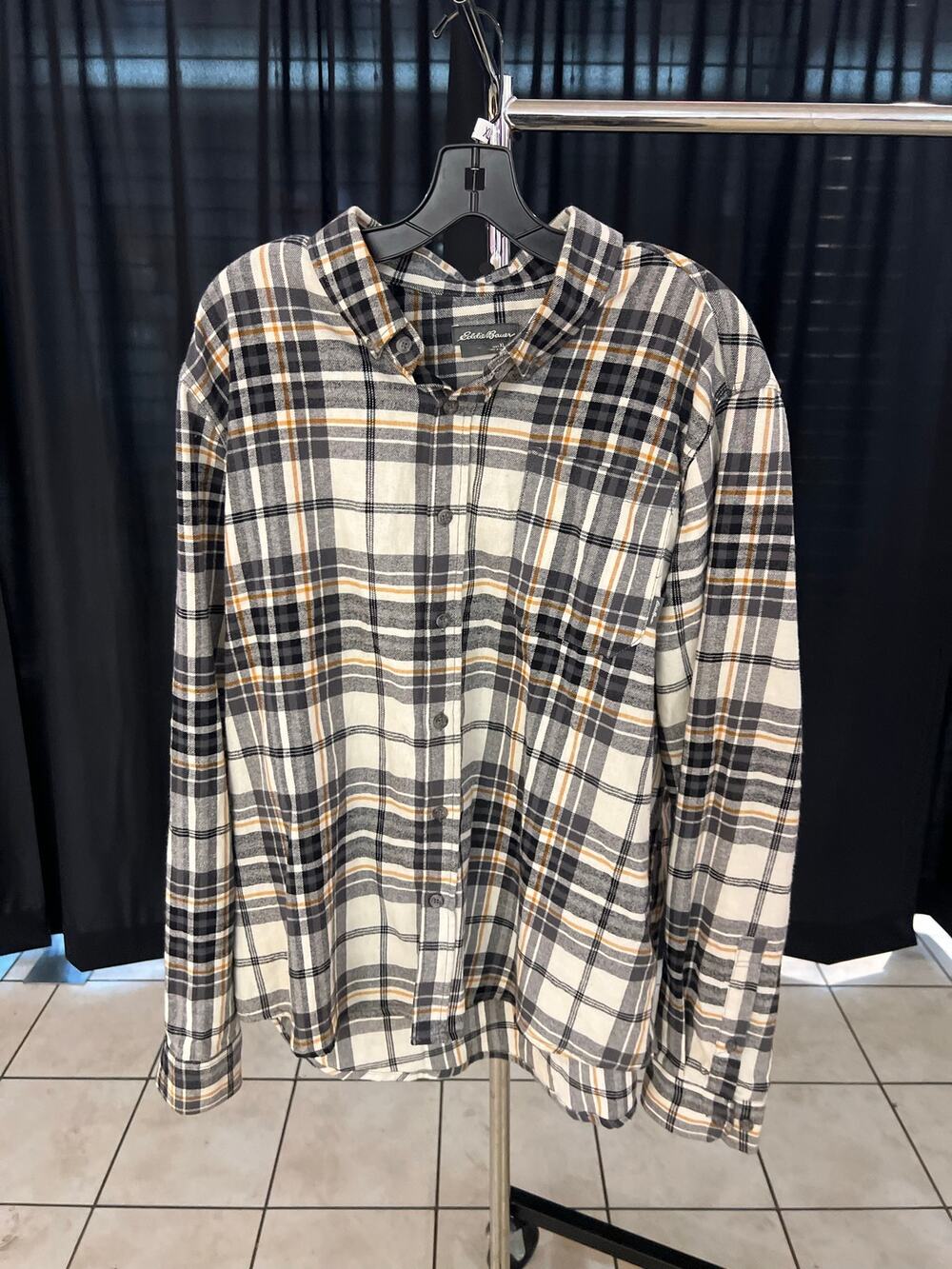 Eddie Bauer Button Up Shirt Sz XL